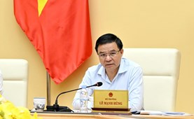 Bộ trưởng Bộ Công Thương Lê Mạnh Hùng yêu cầu đẩy mạnh tiết kiệm điện